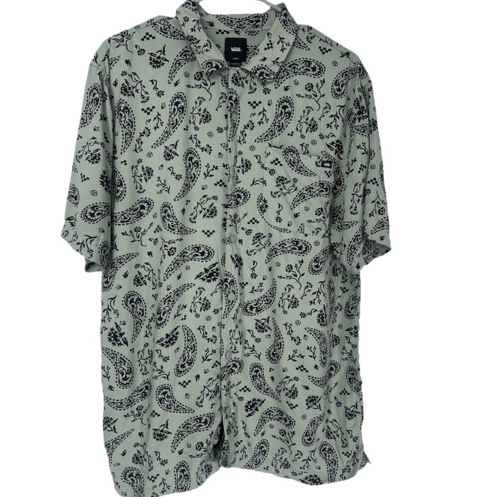 🛹 Vans Sage Green Bandana Paisley Short Sleeve Button Up Shirt L 🛹 - Picture 2 of 6